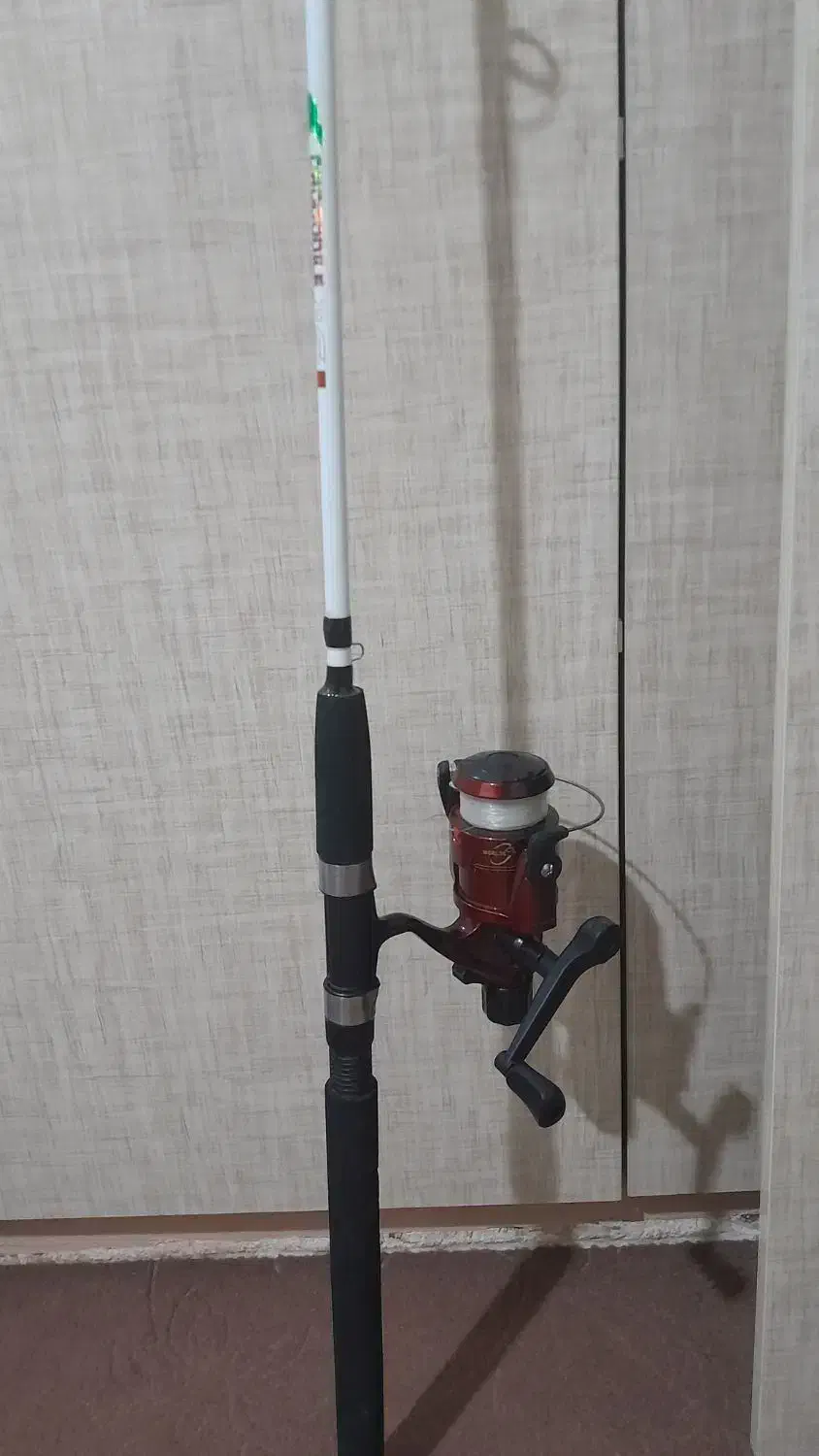 چوب ماهیگیری و کیسه خواب|ماهیگیری|مشهد, ایثار|دیوار