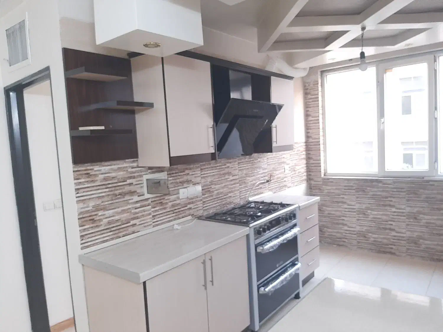 آپارتمان ۶۶متری  دو خوابه  تخلیه