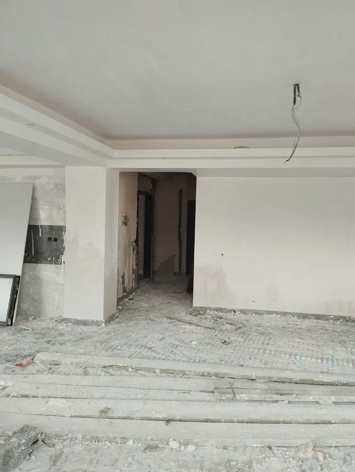 گچ کاری+کارگر جویای کار تماس بگیرد|خدمات پیشه و مهارت|اسکو, |دیوار