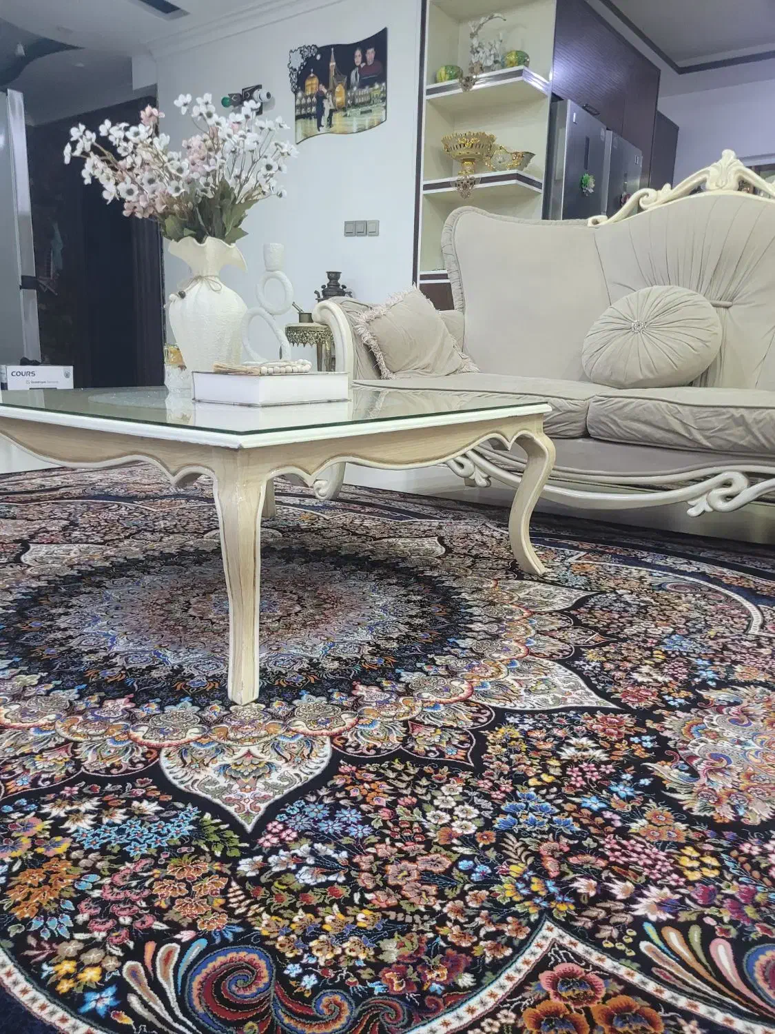 مبل کلاسیک|مبلمان خانگی و میز عسلی|رشت, ولکس|دیوار