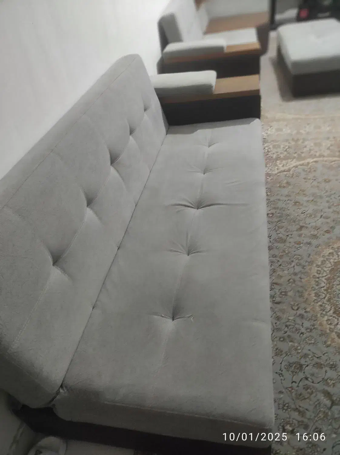 مبل ال تختخواب شو هشت نفره|مبلمان خانگی و میز عسلی|رشت, آب و برق|دیوار