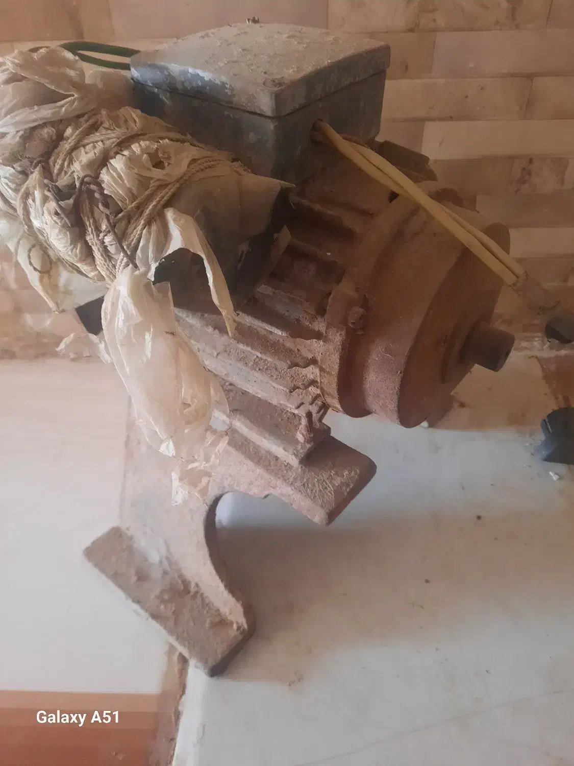 دینام سالم|پنکه و تصفیه‌کنندهٔ هوا|گرگان, |دیوار