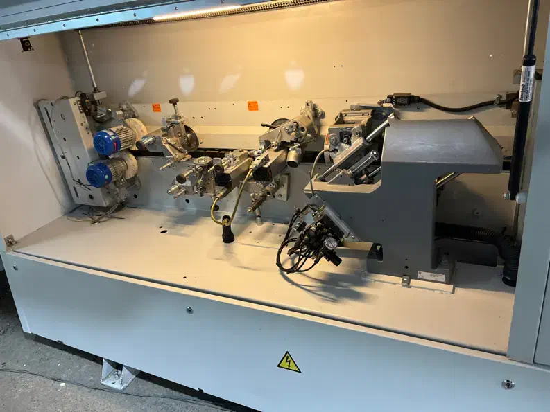 لبه چسبان پی وی سی فول هولزهر pvc|ماشینآلات صنعتی|تهران, آبشار تهران (دریاچه)|دیوار