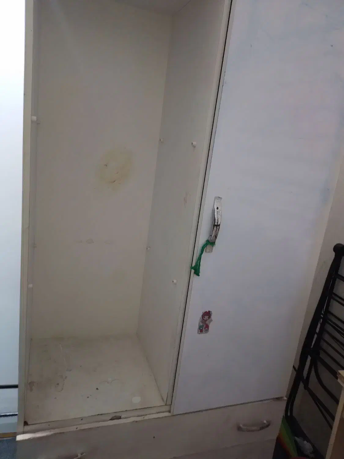 کمد|جاکفشی، کمد، دراور|سیاهکل, |دیوار