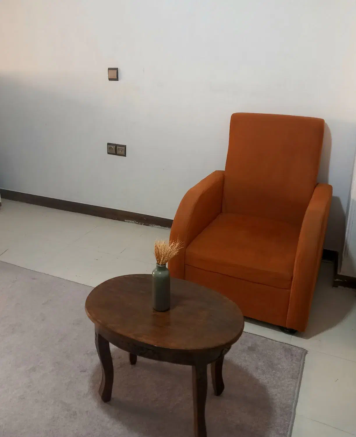 مبل تک یا راحتی یک‌نفره|مبلمان اداری|کرج, گلشهر|دیوار