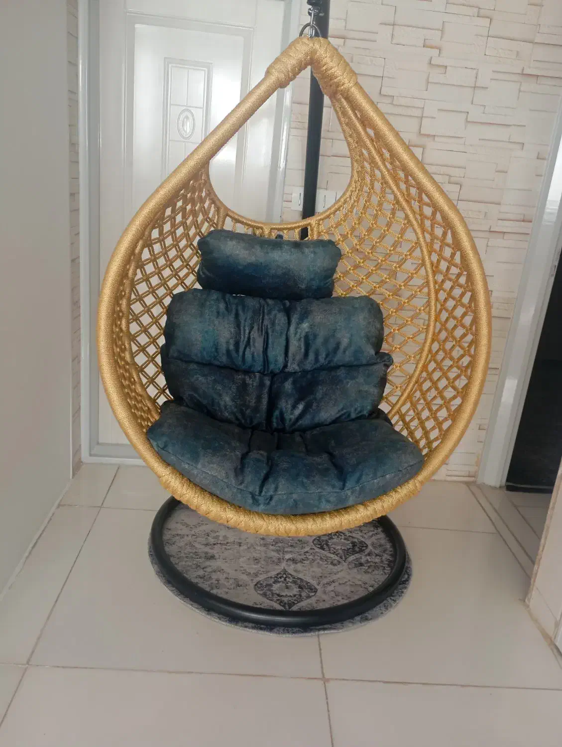 تاپ ریلکسی|صندلی و نیمکت|قائن, |دیوار