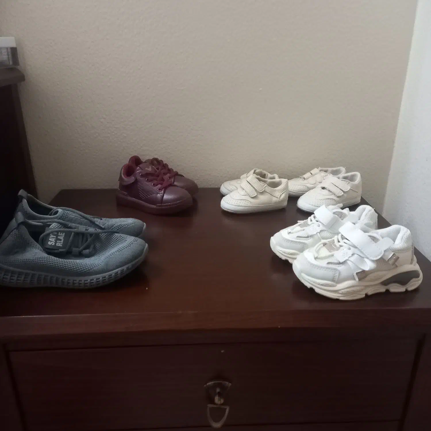 کفش پسرونه|کفش و لباس بچه|شاهینشهر, فردوسی|دیوار