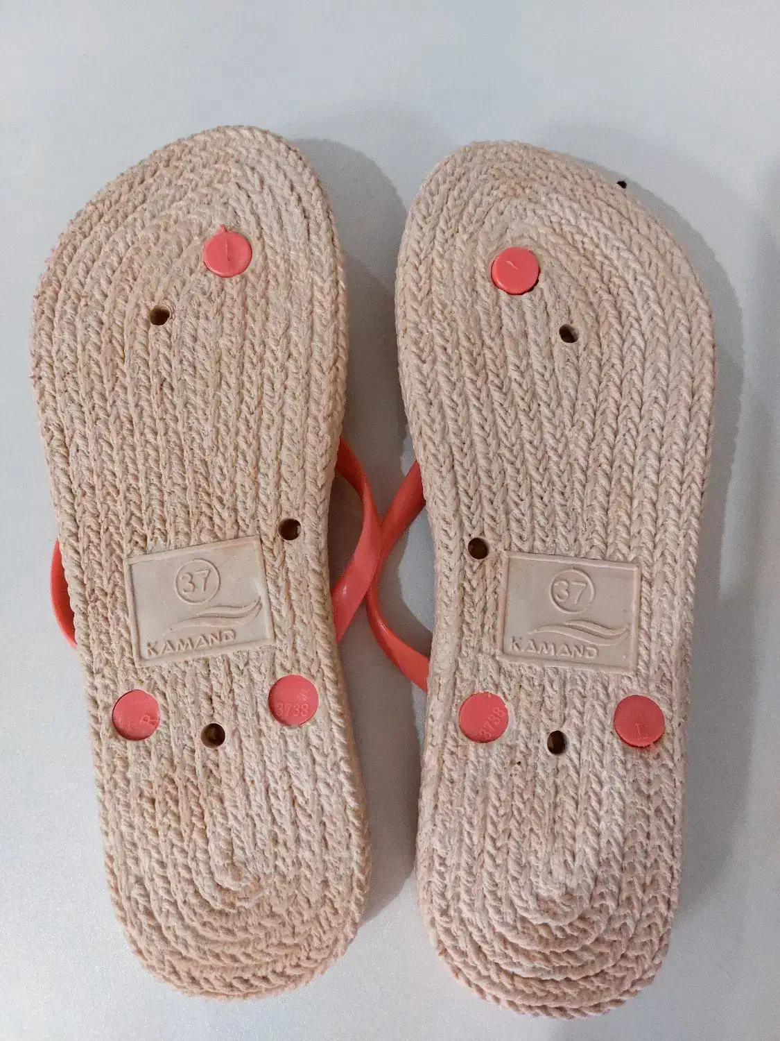 دمپایی نو|کیف، کفش، کمربند|قم, بنیاد|دیوار