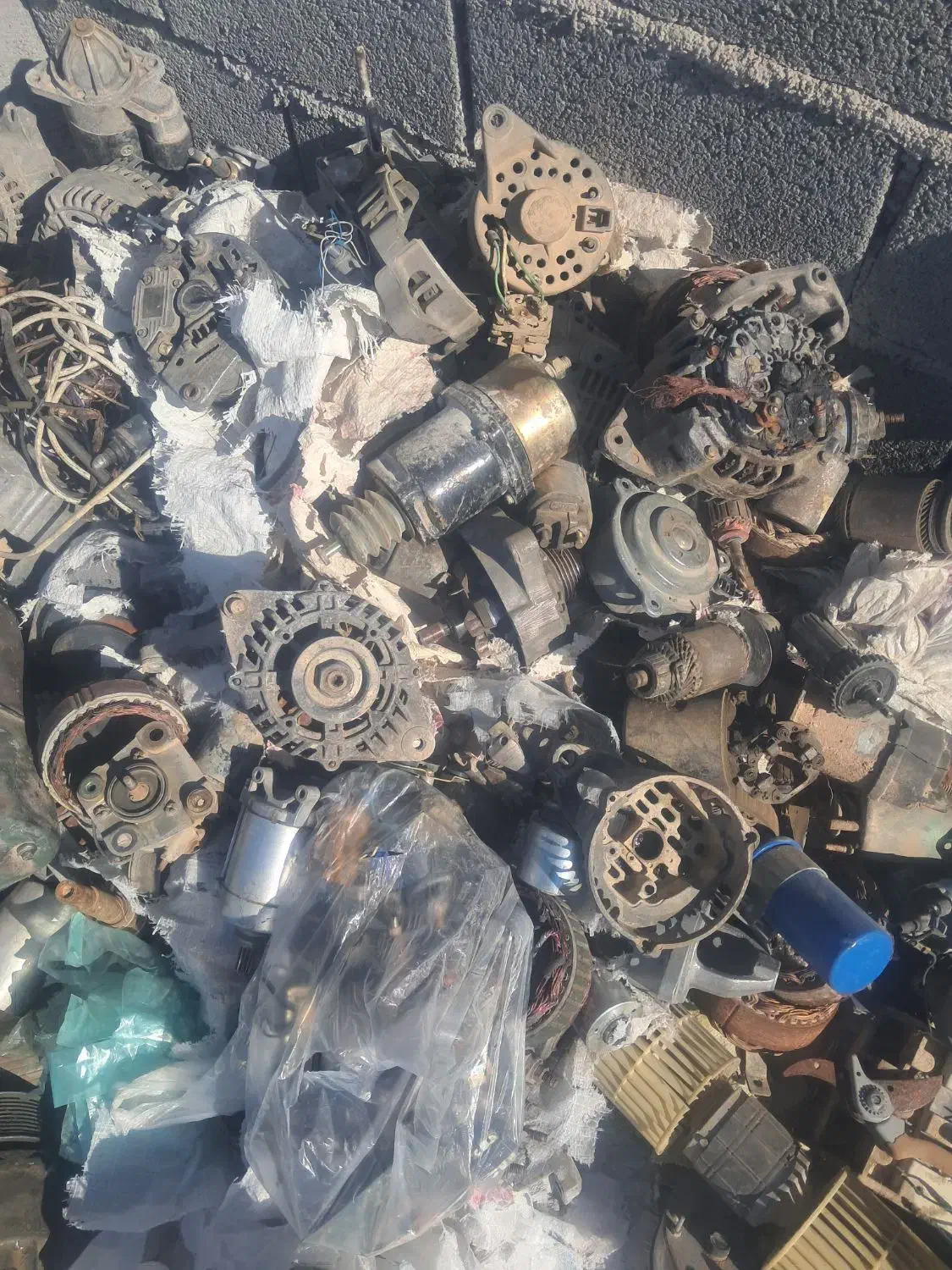 خریدضایعات فلزی با بالاترین قیمت در نیریز|خدمات پیشه و مهارت|نی‌ریز, |دیوار