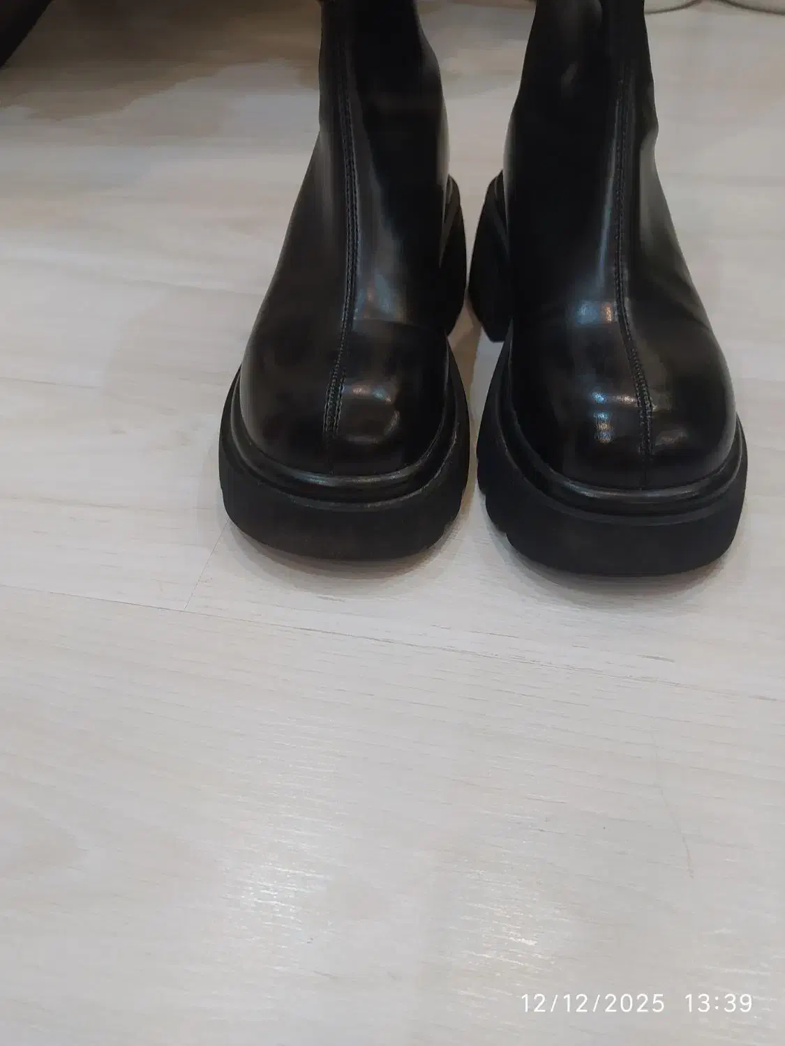 یک عدد نیم بوت خارجی سایز ۳۸|کیف، کفش، کمربند|آستارا, |دیوار