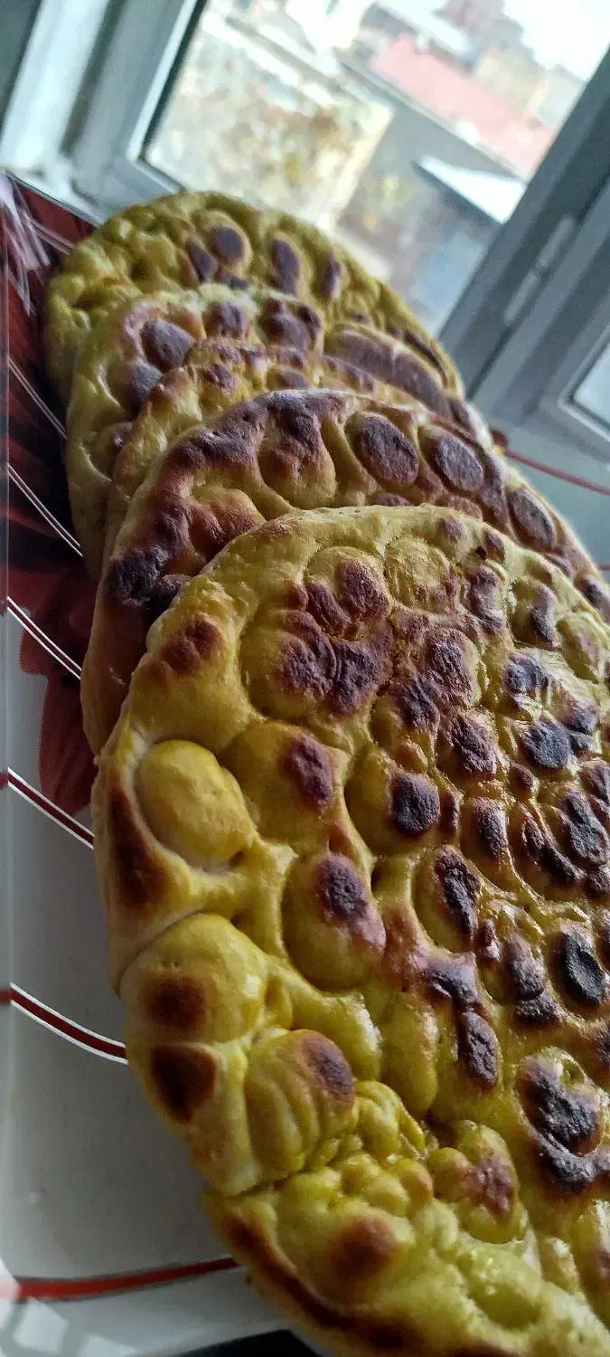 قبول سفارش نان روغنی و انواع کیک|خوردنی و آشامیدنی|مراغه, |دیوار