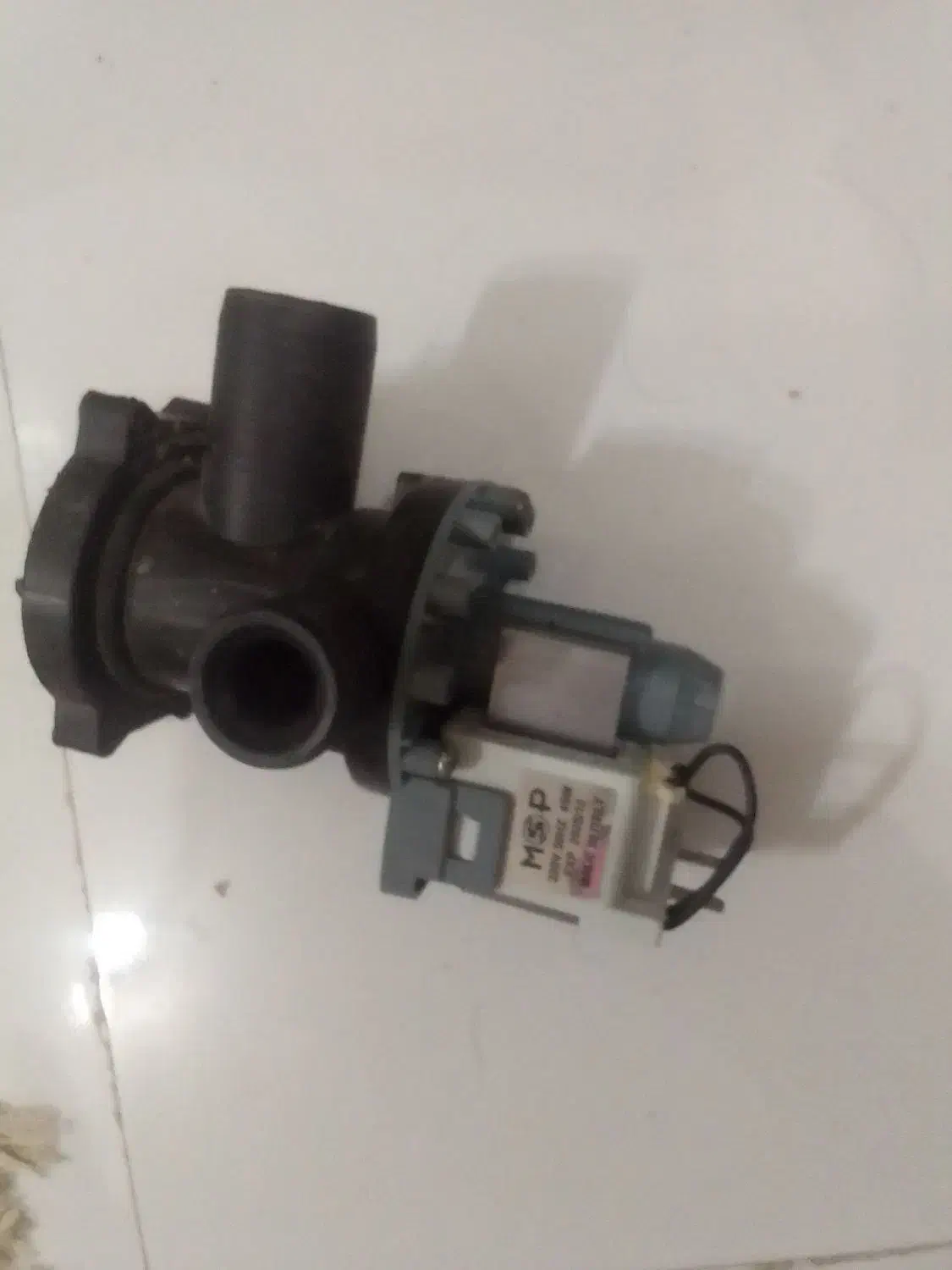 موتورتخلیه کن ماشین لباسشویی|ماشین لباسشویی و خشککن لباس|رشت, سلیمانداراب|دیوار