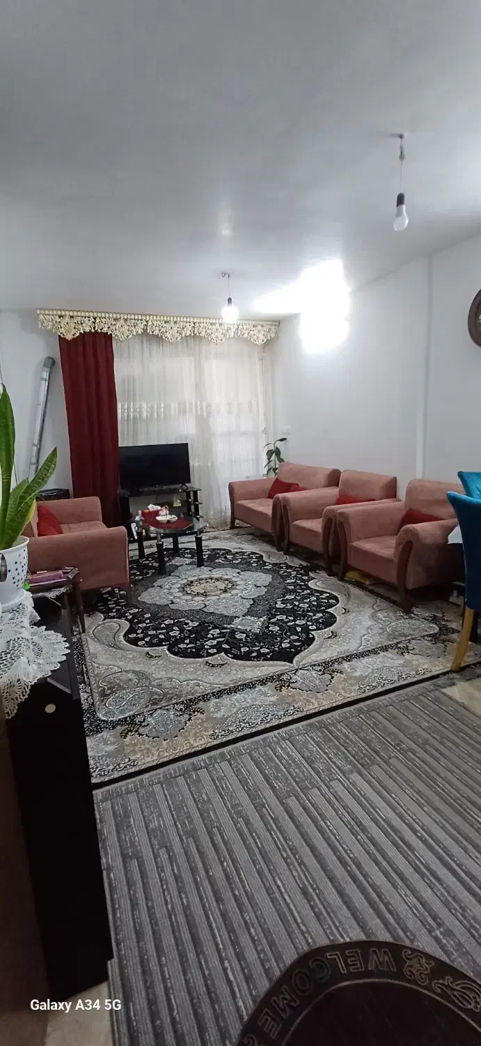 فروش آپارتمان بازسازی شده وتمیز|فروش آپارتمان|گرمسار, |دیوار