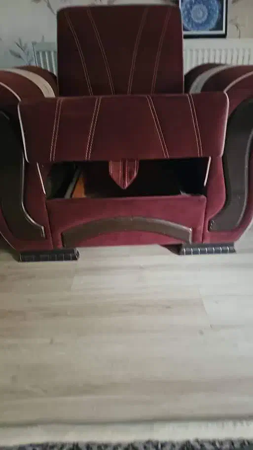 دو عدد مبل تک نفره سالم و کم استفاده شده|مبلمان خانگی و میز عسلی|اصفهان, رکن الدوله غربی|دیوار