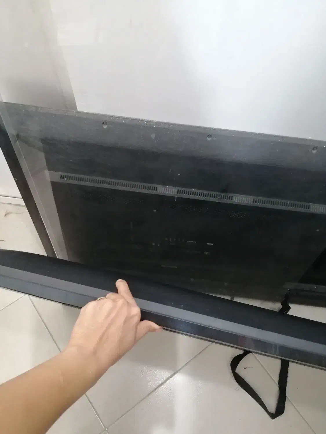 2عدد تلویزیون LED|تلویزیون و پروژکتور|بندرعباس, |دیوار