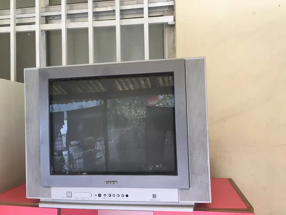 تلوزیون ،یخچال فریزر ایران، میز تلوزیون،میز|میز تلویزیون|لاهیجان, جمهوری|دیوار