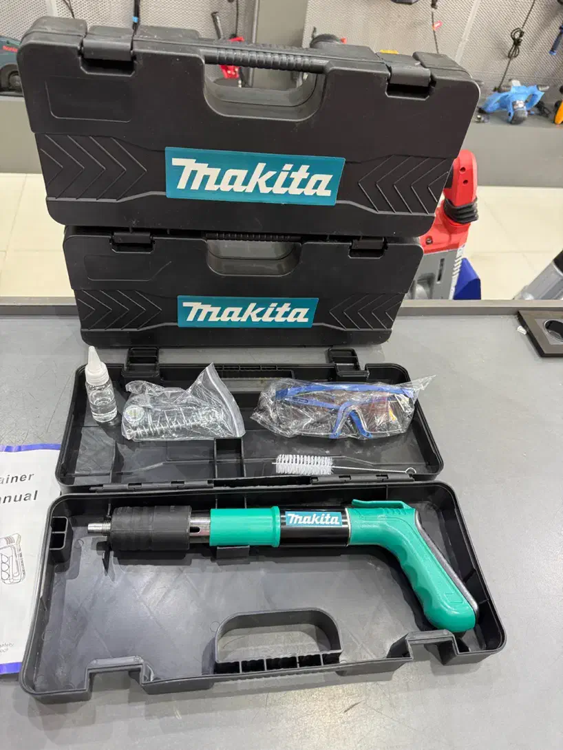 میخکوب چاشنی خور ماکیتا. میخکوب دستی|ماشین‌آلات صنعتی|کرج, ساسانی (قلمستان)|دیوار