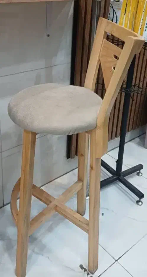 صندلی پایه بلند|صندلی و نیمکت|قم, قم نو|دیوار