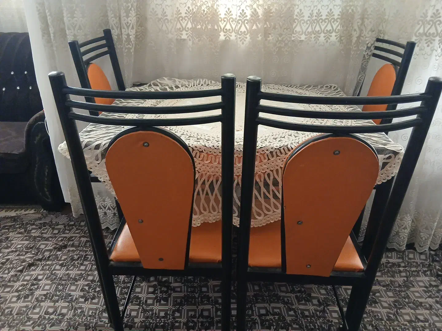 میز ۴ نفر غذا خوری|میز و صندلی غذاخوری|قم, نخودی|دیوار