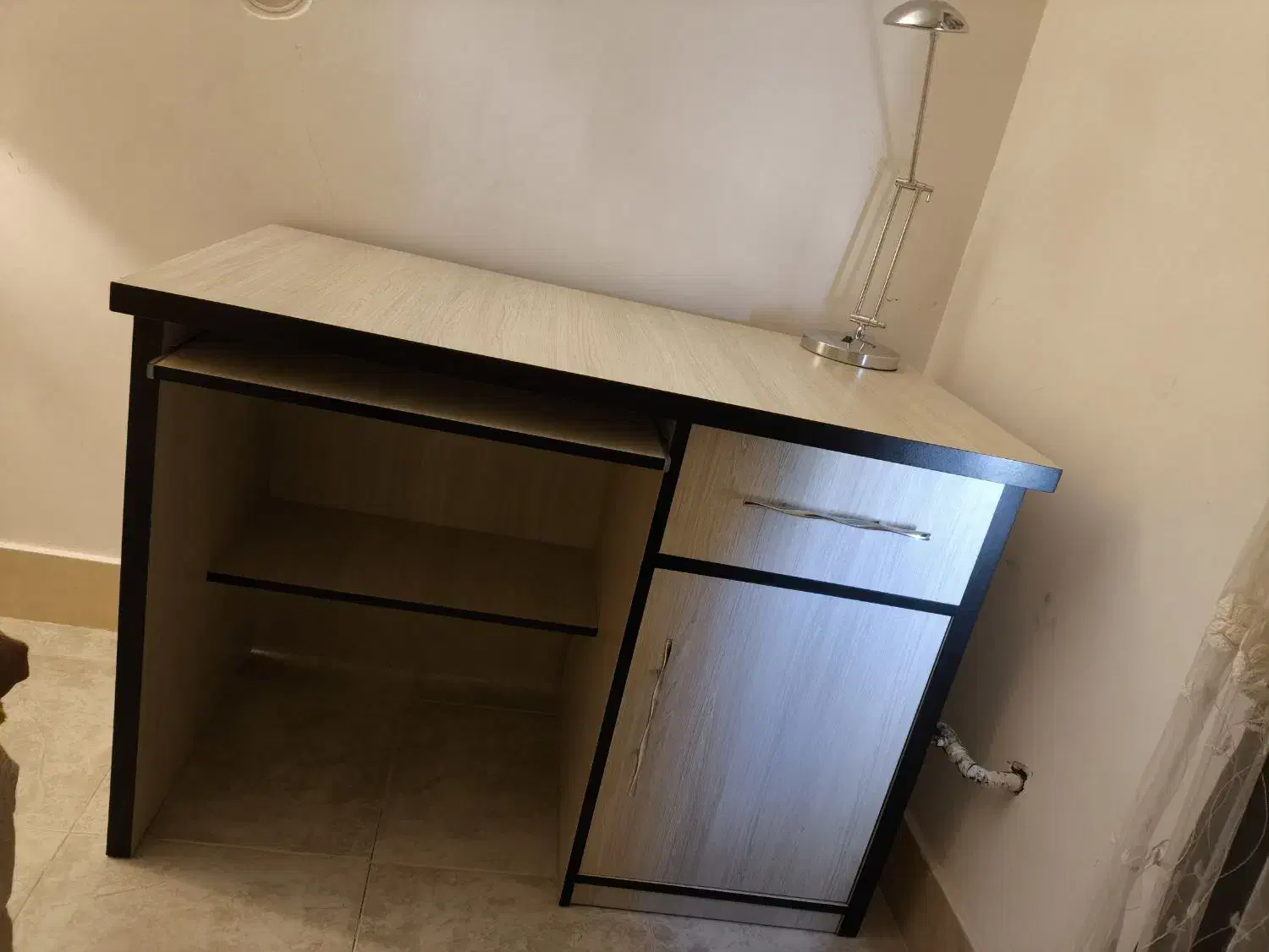 میز تحریر|میز تحریر و کامپیوتر|زرندیه, |دیوار