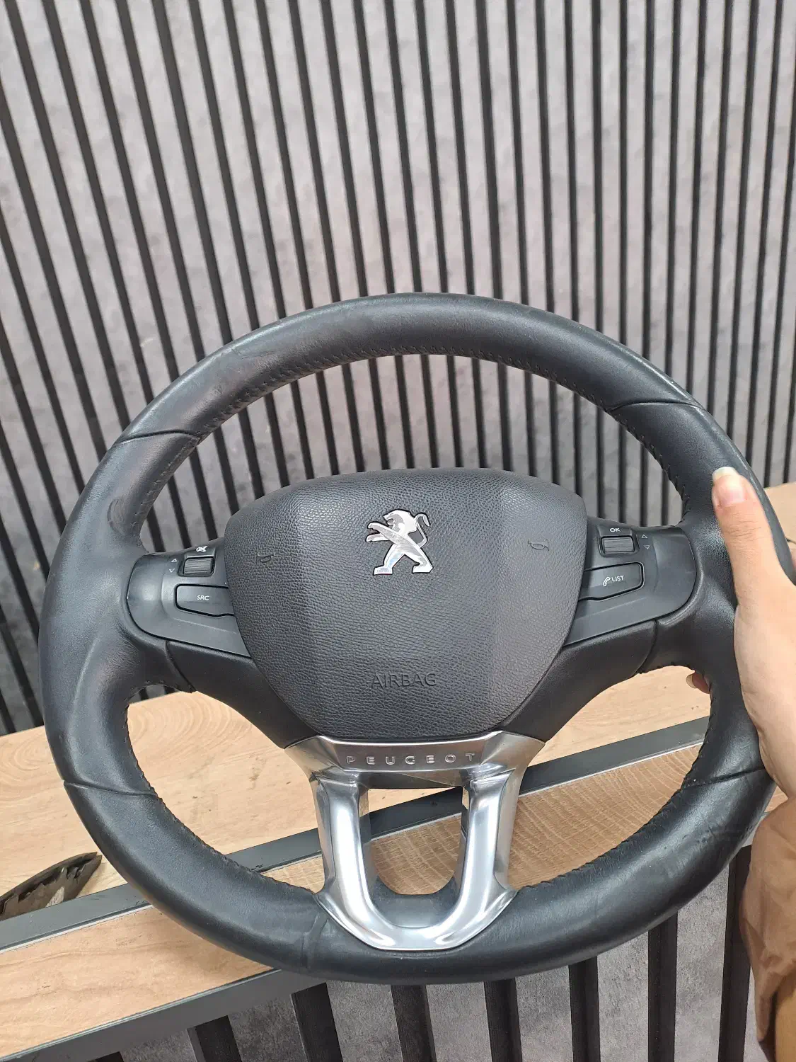 فرمان پژو 2008 Autolive|قطعات یدکی و لوازم جانبی|کرمان, |دیوار