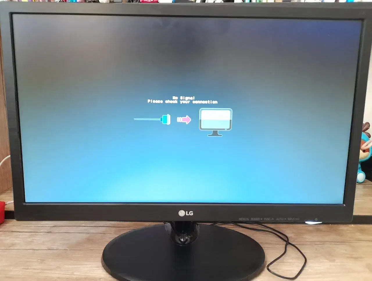 مانیتور 19.5 اینچ LG|قطعات و لوازم جانبی رایانه|کرمانشاه, |دیوار