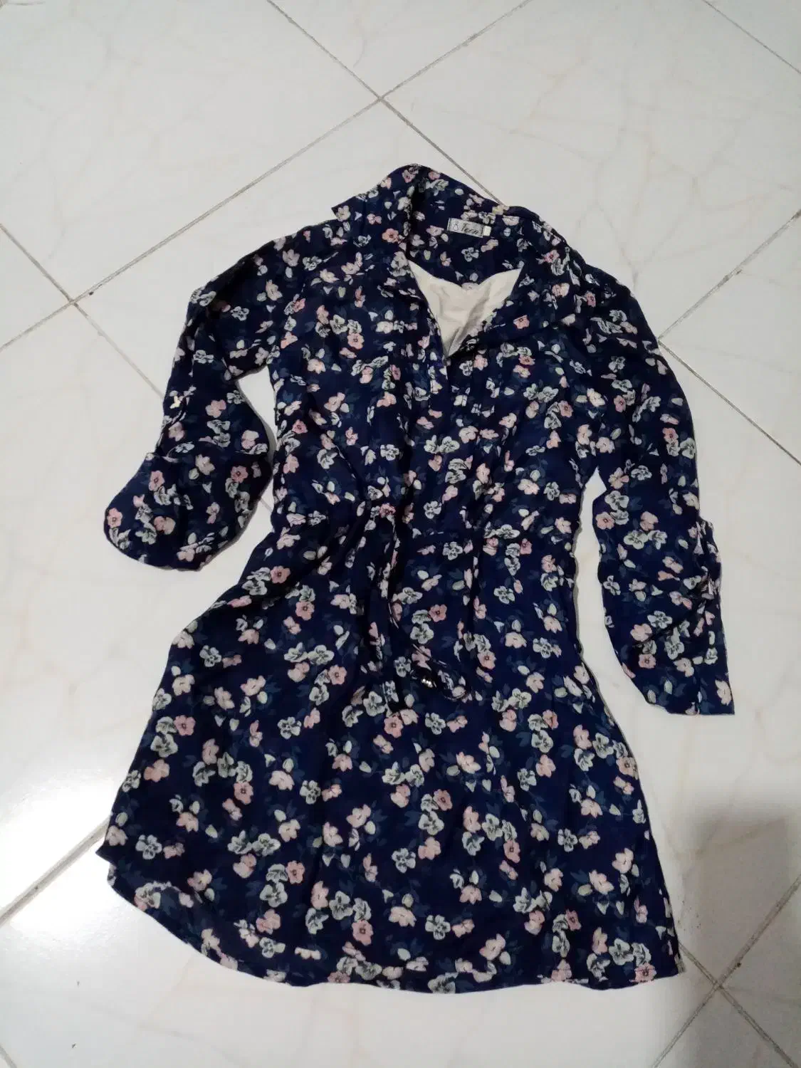 مقداری شومیز وتونیک دخترانه در حدنو|لباس|گرگان, |دیوار