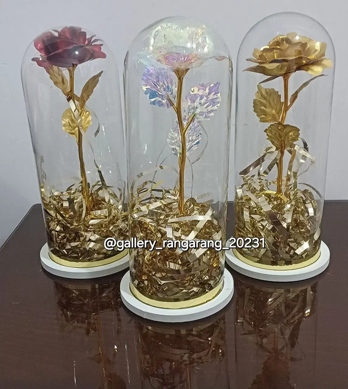 شیشه گل عروسک پدرزن مردمادرولنتاین کادرتولدهدیه رز|گل مصنوعی|مشهد, کوی دروی|دیوار