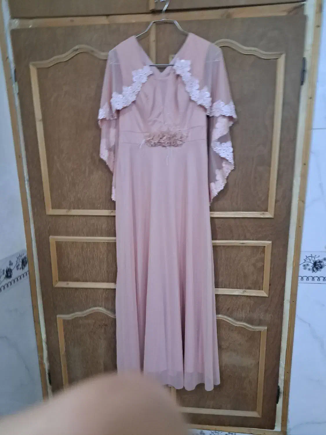 لباس مجلسی|لباس|مشهد, پنجتن|دیوار