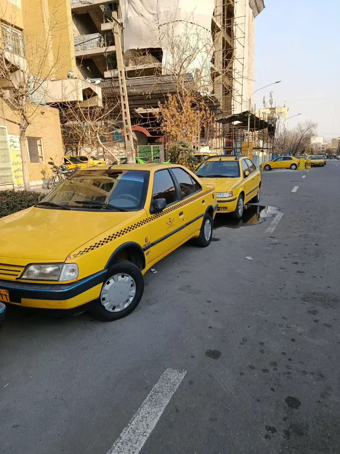 مجموعه خرید و فروش تاکسی|خودرو سواری و وانت|تهران, سهروردی|دیوار