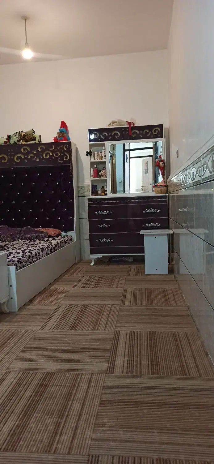 سرویس خواب شیک و پیک و تمیز|تخت و سرویس خواب|چیتاب, |دیوار