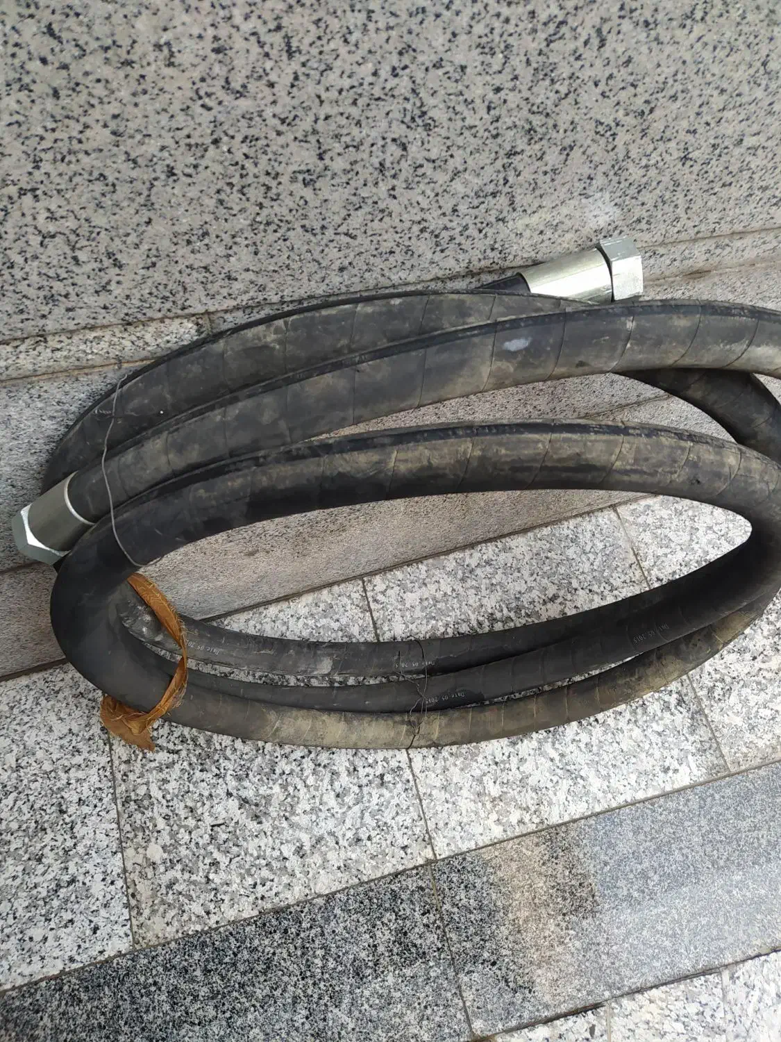 شلنگ فشار قوی مناسب برای روغن و هیدرولیک و....|ماشینآلات صنعتی|تهران, امامت|دیوار