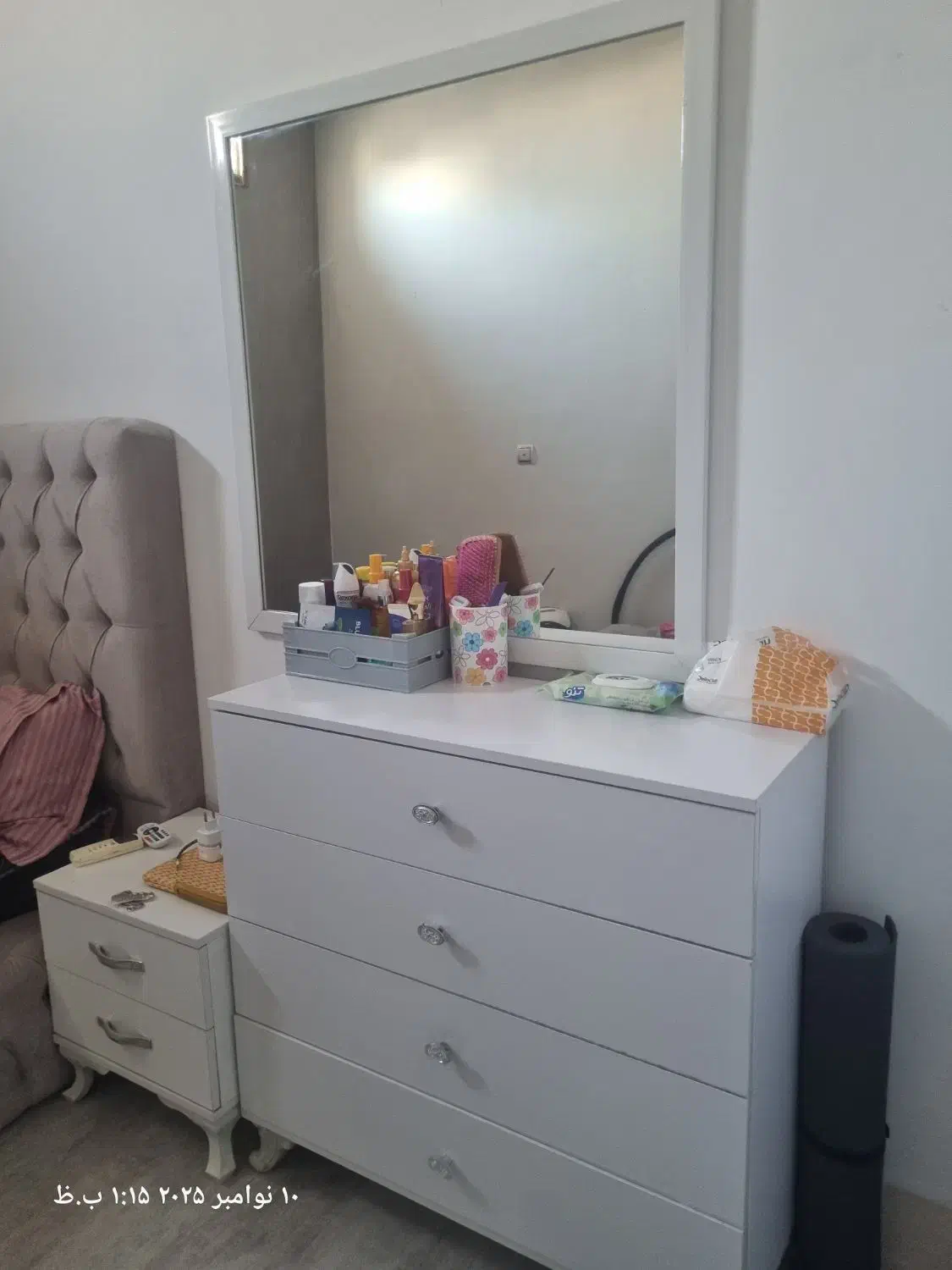 دراور و اینه|جاکفشی، کمد، دراور|رباط‌کریم, رباط‌کریم|دیوار