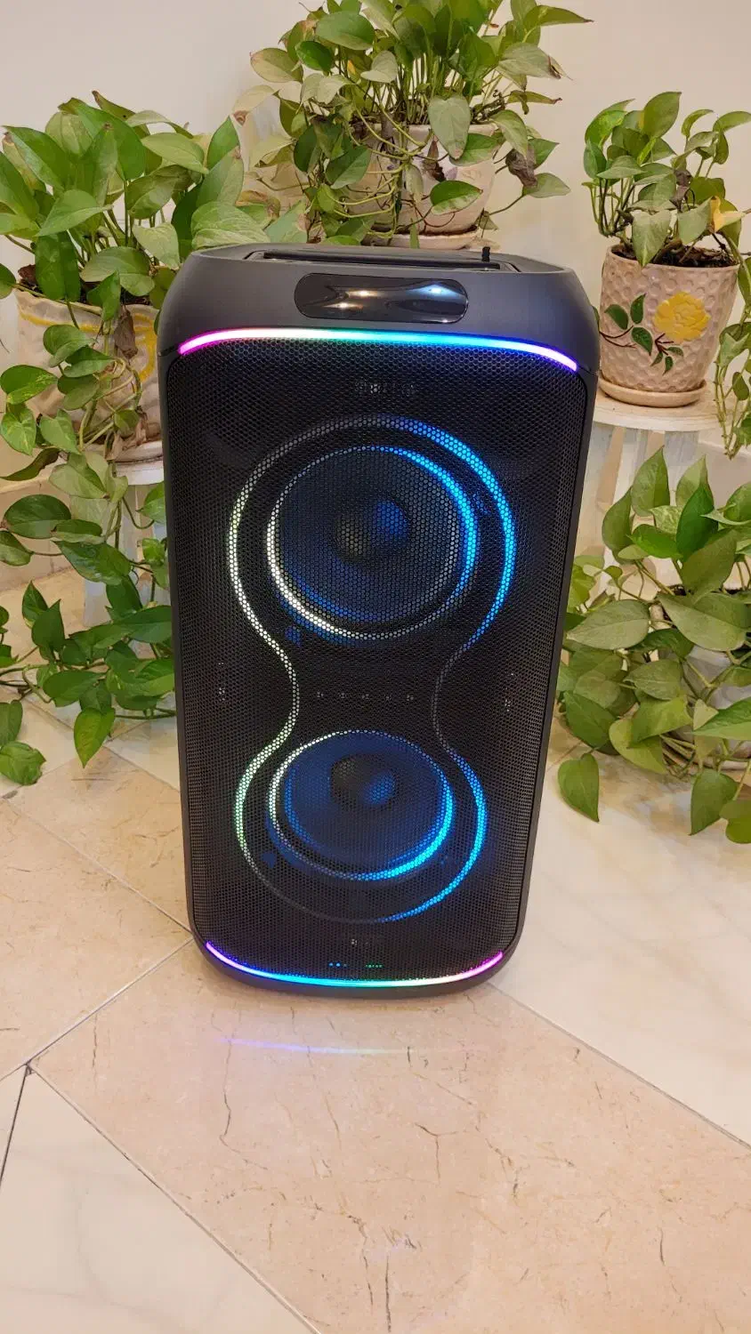 اسپیکر قابل حمل بیس کوبنده نرم گوش نواز|پخشکننده همراه|قم, شهرک قدس|دیوار