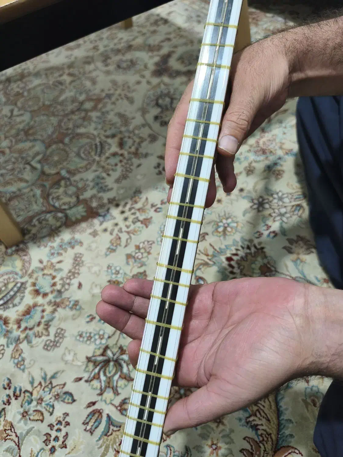 سه تار|سازهای سنتی|سنندج, |دیوار