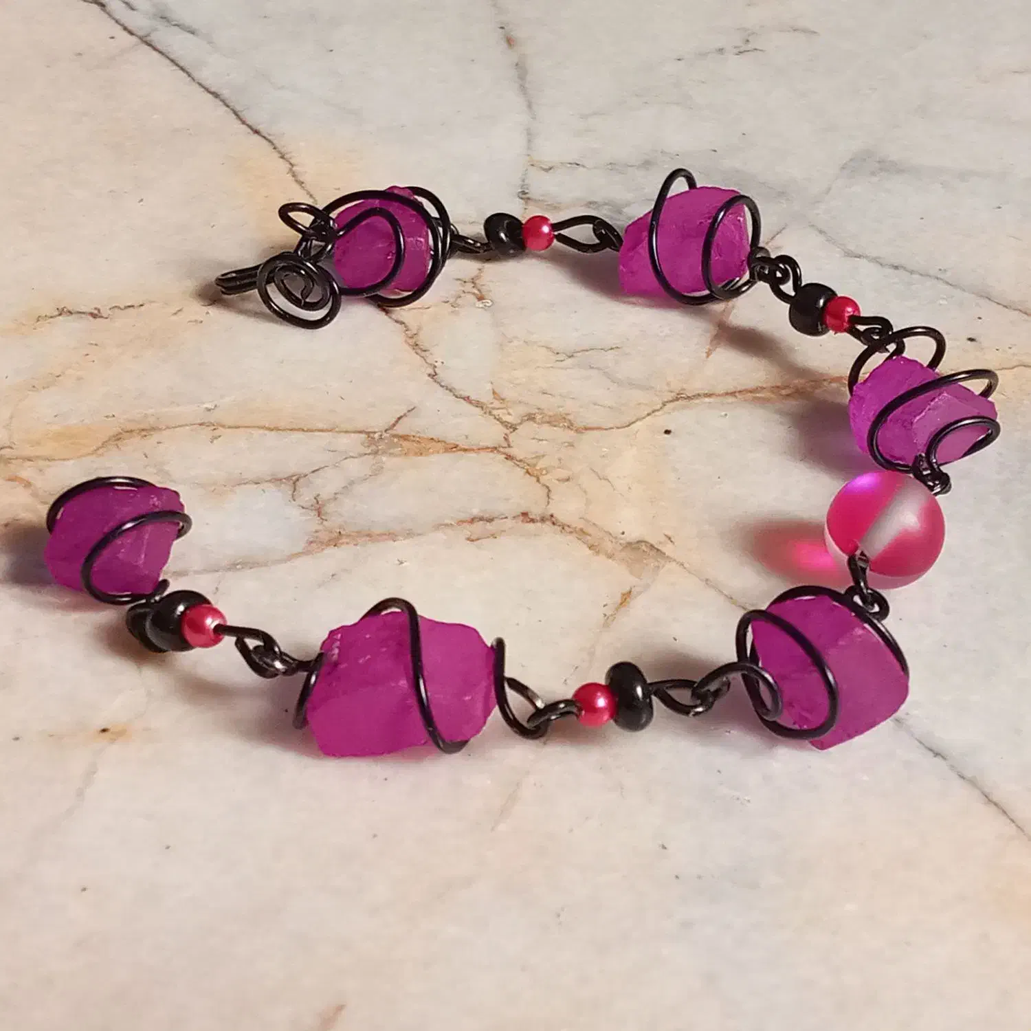 دستبند سنگ کریستالی|بدلیجات|اصفهان, جلالیه|دیوار