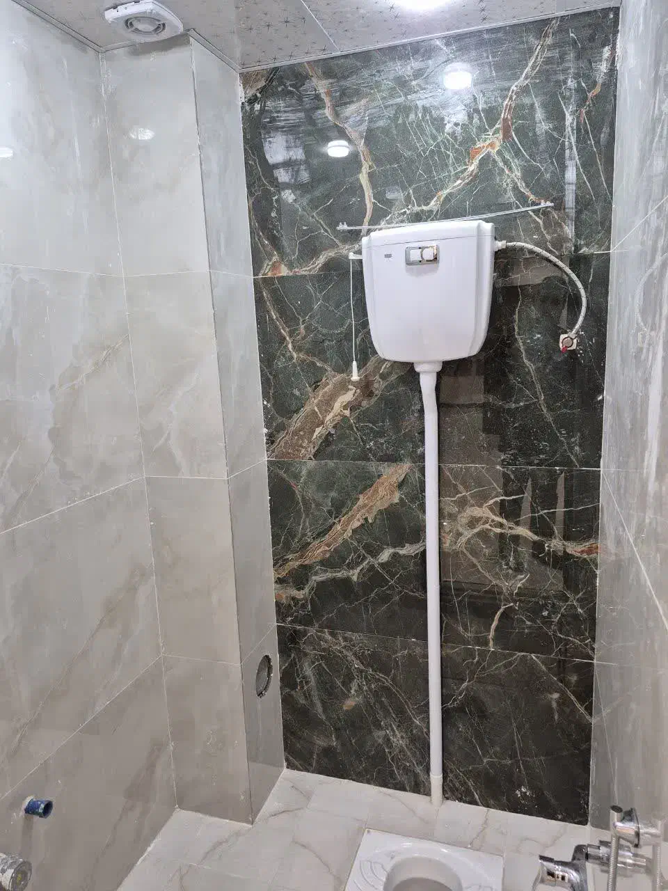 فروش خانه ویلایی ۲۶۵ متری ۴ خوابه در زنبیل آباد|فروش خانه و ویلا|قم, زنبیل آباد|دیوار