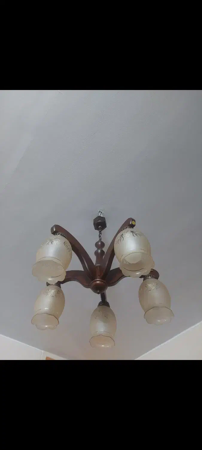 لوستر چوبی ۵ شاخه|لوستر و چراغ آویز|تهران, اوقاف|دیوار