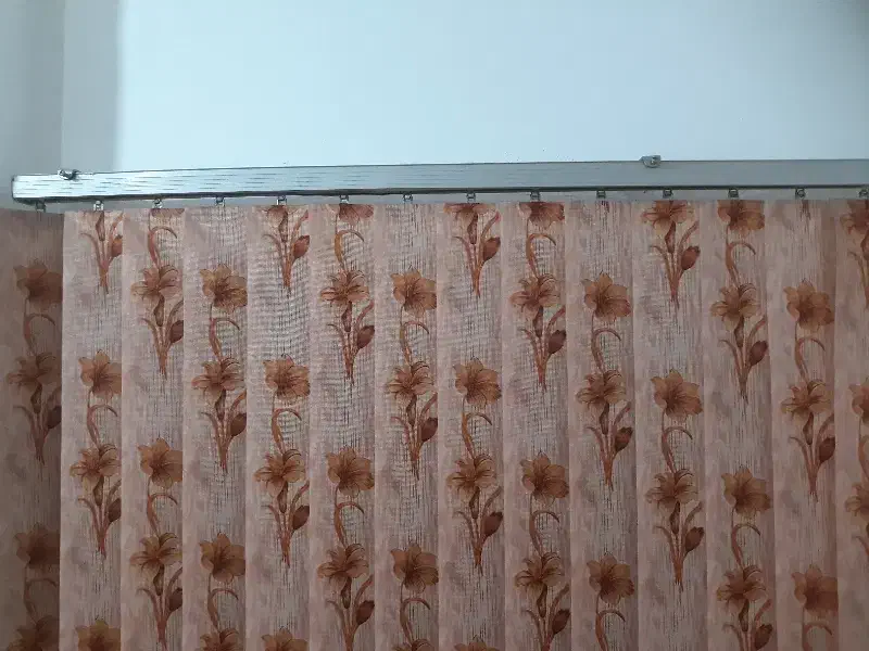 پرده عمودی|پرده، رانر، رومیزی|قروه, |دیوار