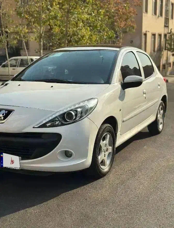 ۴۰۲ tu5  پانامرا  ۲۰۷ درحد صفر|خودرو سواری و وانت|اراک, |دیوار