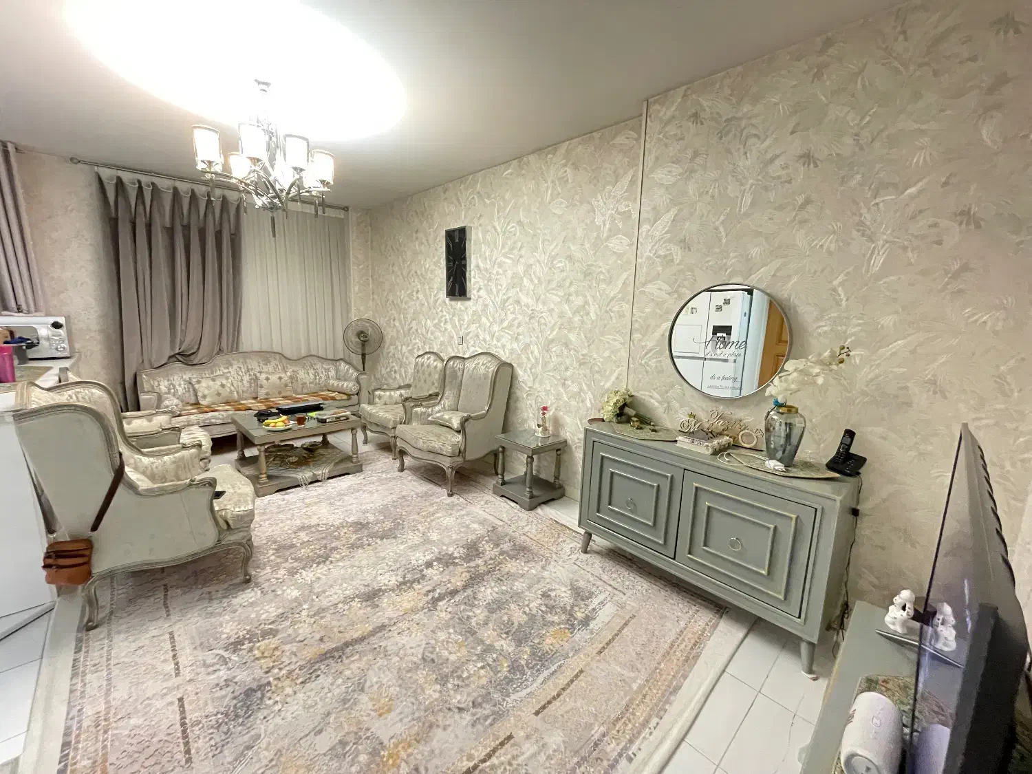 چهارباغ شرقی ۵۲ متر طبقه اول|فروش آپارتمان|تهران, جنت‌آباد جنوبی|دیوار