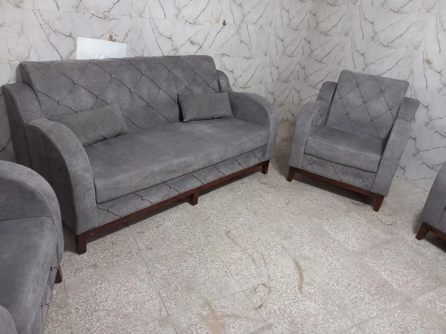 سه مدل مبل چستر|مبلمان خانگی و میز عسلی|کوهدشت, |دیوار