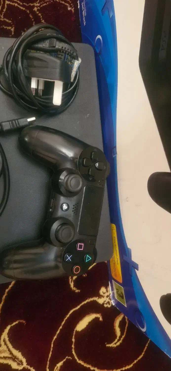 slim ps4 یه ترا تک دسته|کنسول، بازی ویدئویی و آنلاین|قزوین, |دیوار