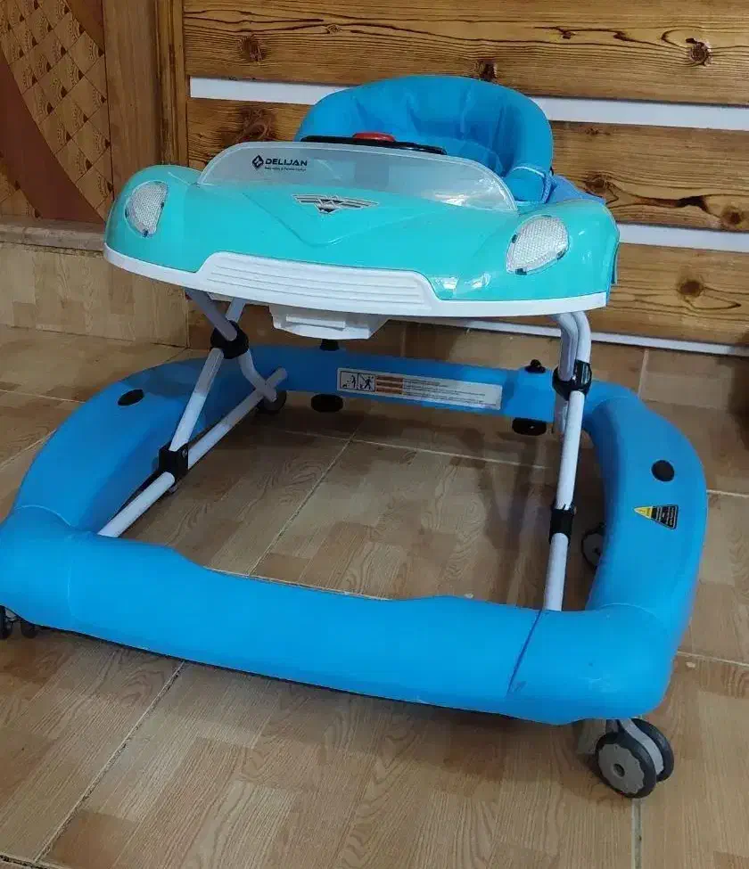 روروئک موزیکال|کالسکه و لوازم جانبی|رشت, بوسار|دیوار