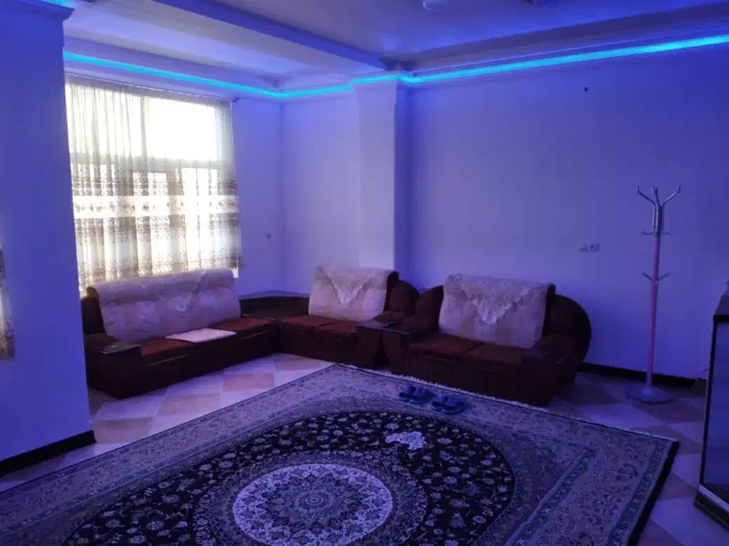 اجاره آپارتمان/روزانه بلوارهزار|اجارهٔ کوتاهمدت آپارتمان و سوئیت|کرمان, |دیوار