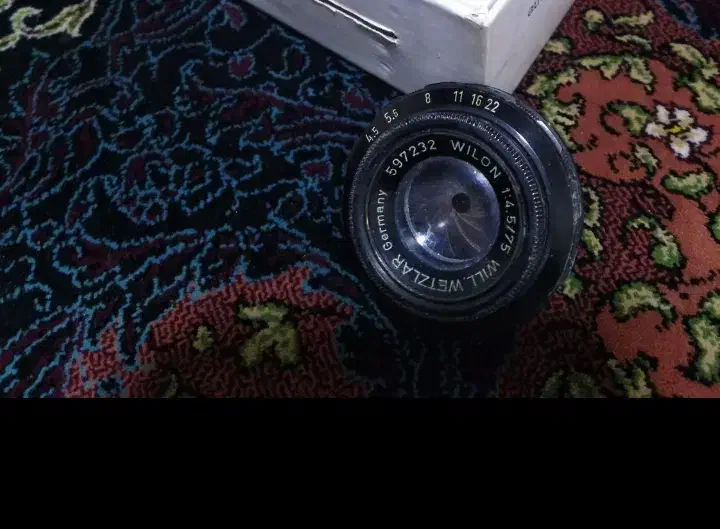 لنز دوربین|دوربین عکاسی و فیلم‌برداری|قدس, شهر‌قدس|دیوار