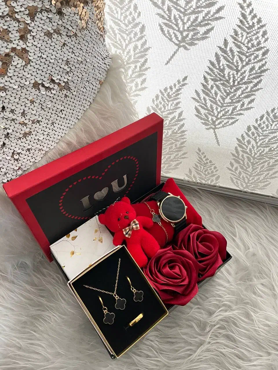 باکس هدیه لاکچری زنانه و دخترانه کادو تولد|ساعت|ساری, |دیوار