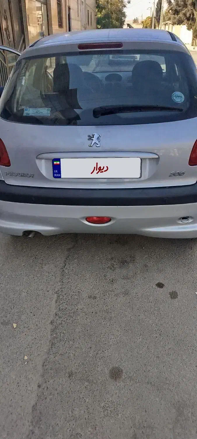 پژو ۲۰۶ مدل ۹۴|خودرو سواری و وانت|هشتگرد, هیو|دیوار