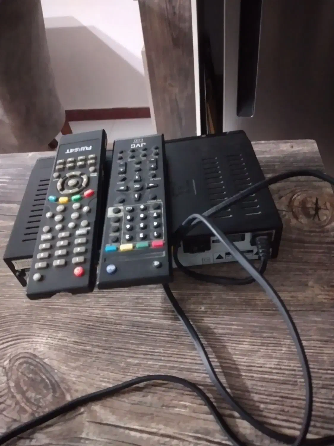 تلویزیون جی وی سی سالم در حد نو|تلویزیون و پروژکتور|رشت, حمیدیان|دیوار