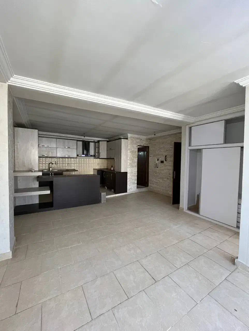 واحد ۷۰ متری کوهسار|فروش آپارتمان|فیروزکوه, |دیوار